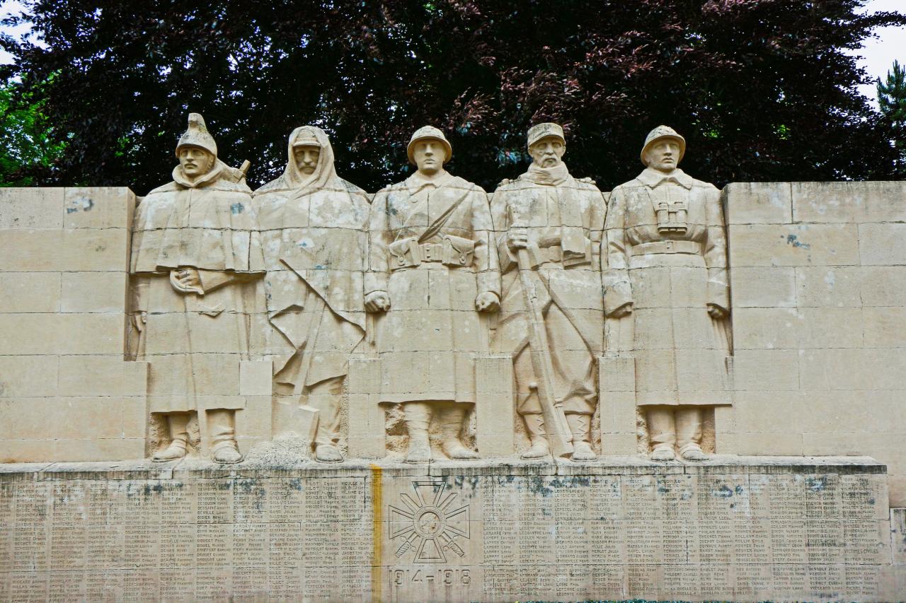 verdun-monument aux morts